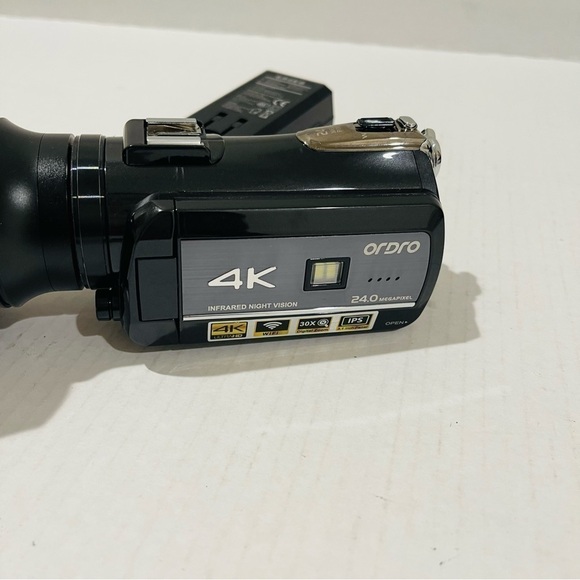 ORDRO AC3 Camcorder Ultra HD 4k Camcorder Microphone 1080P 60fps Digital Zoom - Picture 7 of 14